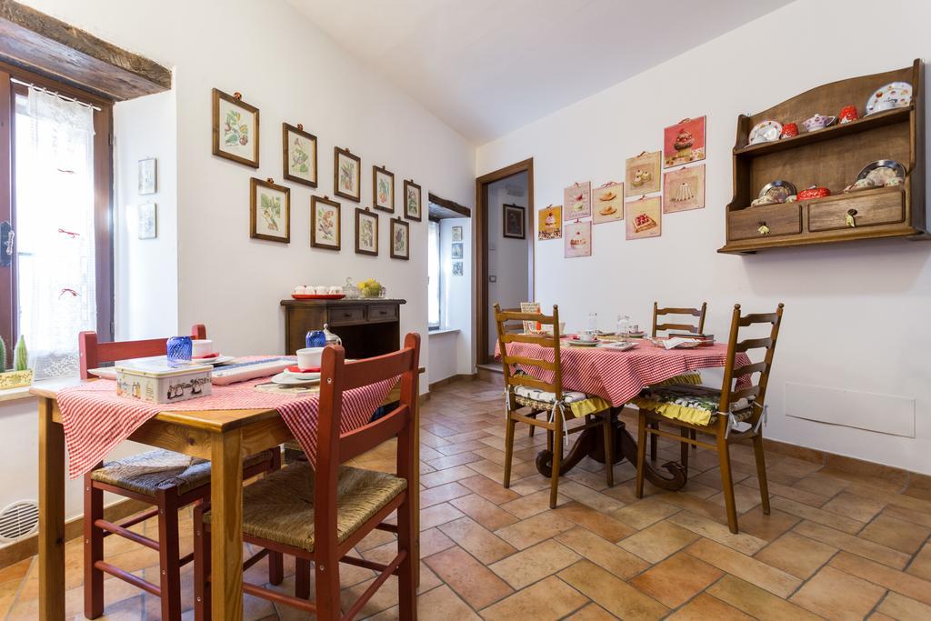 Bed&Breakfast A casa delle Fate Assisi Camera foto