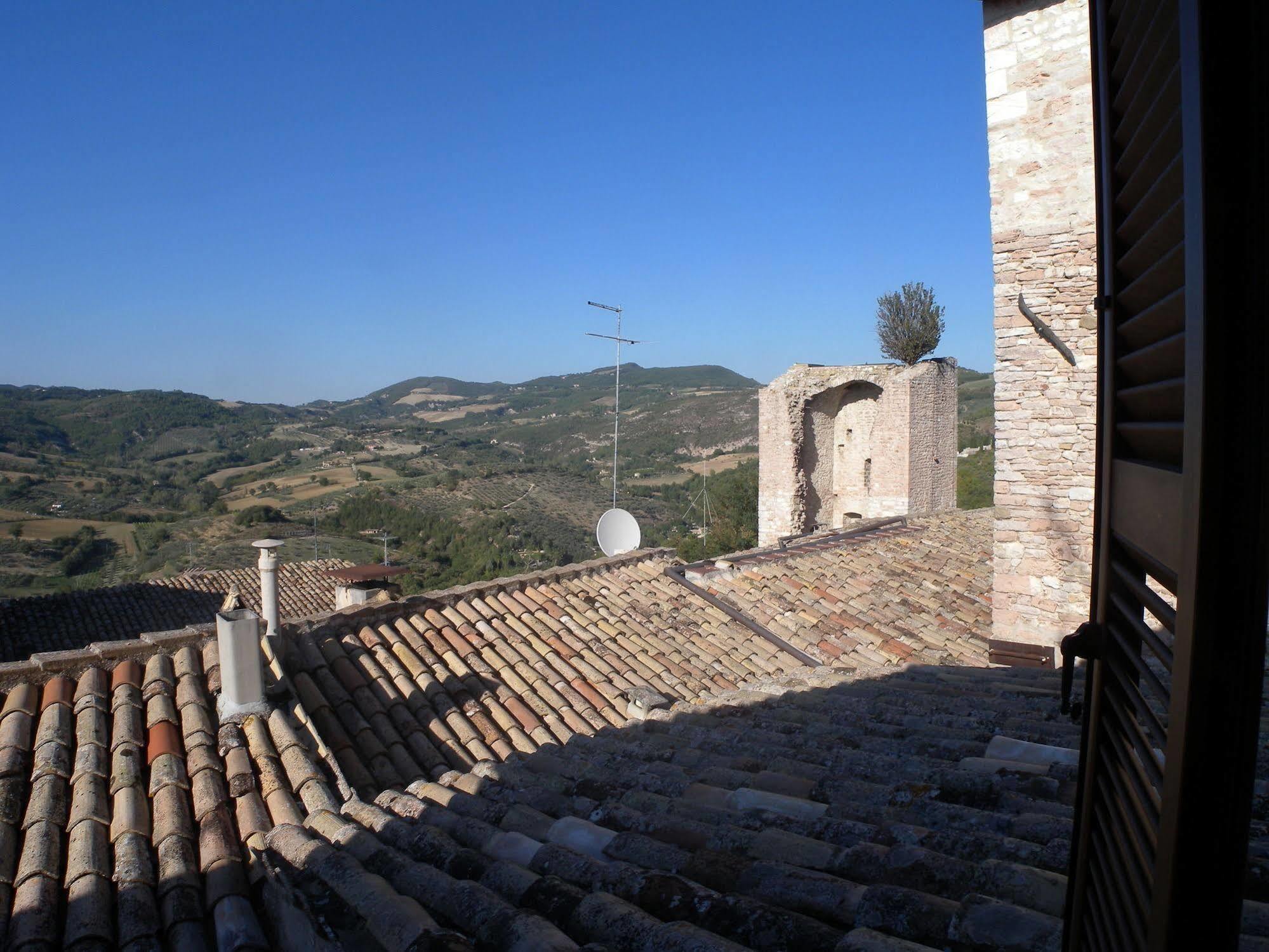 Bed&Breakfast A casa delle Fate Assisi Esterno foto