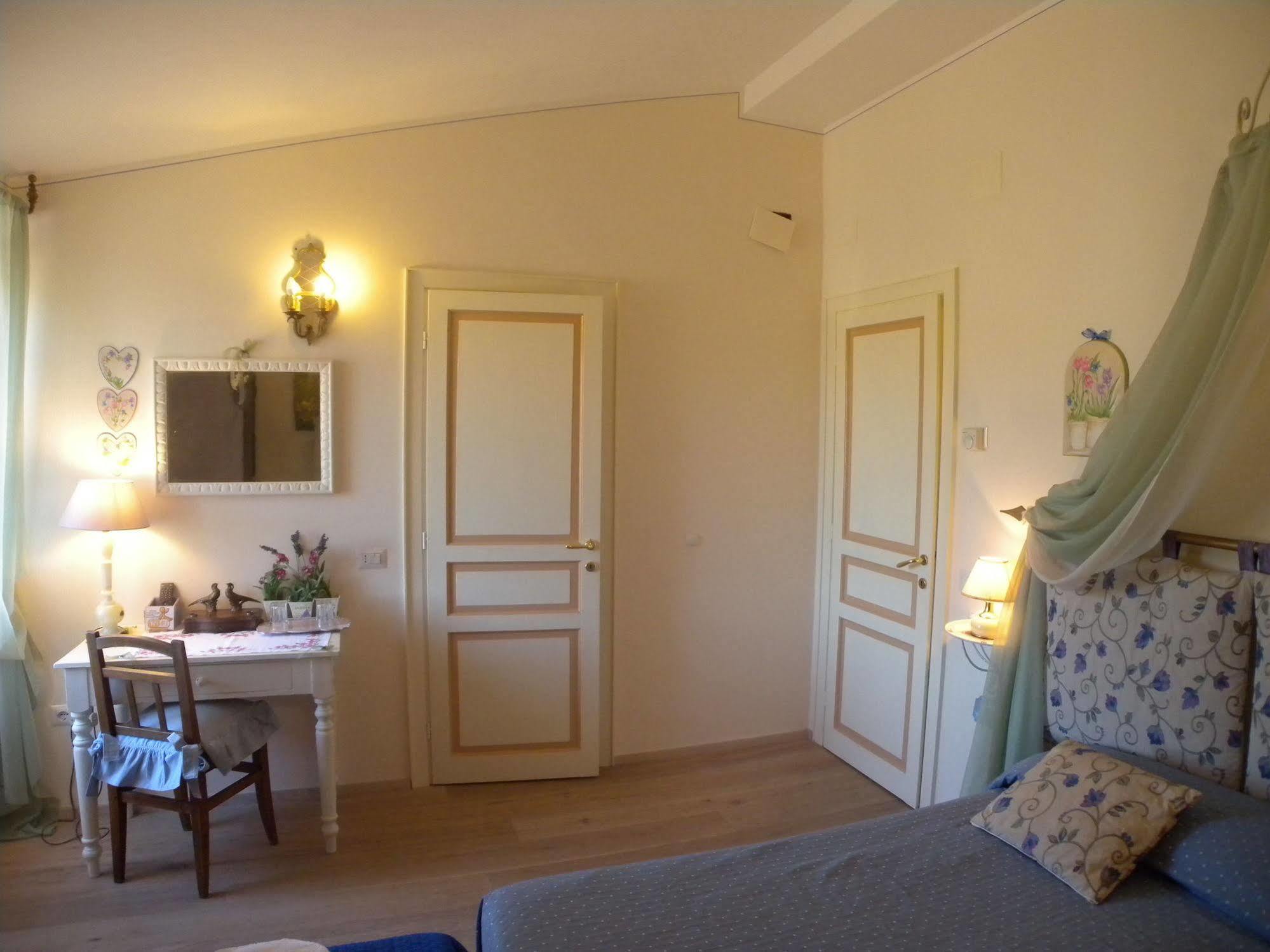 Bed&Breakfast A casa delle Fate Assisi Esterno foto